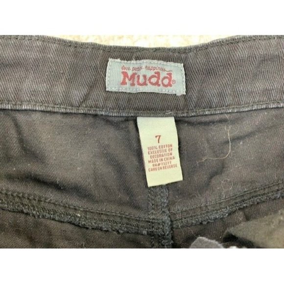 Mudd Size 7 Womens Shorts Cut Off Black Distressed Mid Rise Cotton - Picture 2 of 3